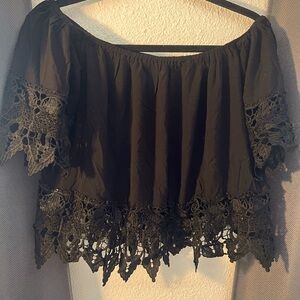 SAGE THE LABEL - Cropped/Off the Shoulder Size Large